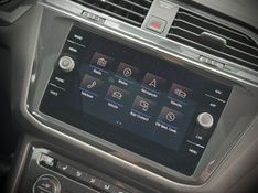 Volkswagen TIGUAN 1.4 TSI 16V 2019 NEUMANN VEÍCULOS ARROIO DO MEIO / Carros no Vale