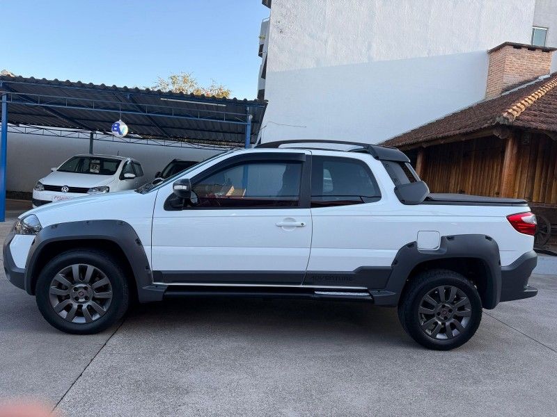Fiat STRADA ADVENTURE CD 1.8 2019 FERREIRA VEÍCULOS VENÂNCIO AIRES / Carros no Vale