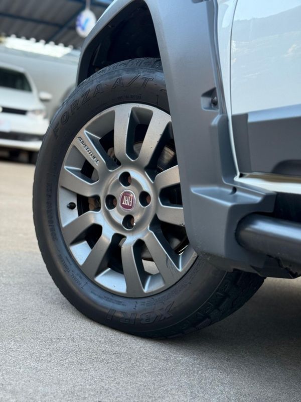 Fiat STRADA ADVENTURE CD 1.8 2019 FERREIRA VEÍCULOS VENÂNCIO AIRES / Carros no Vale