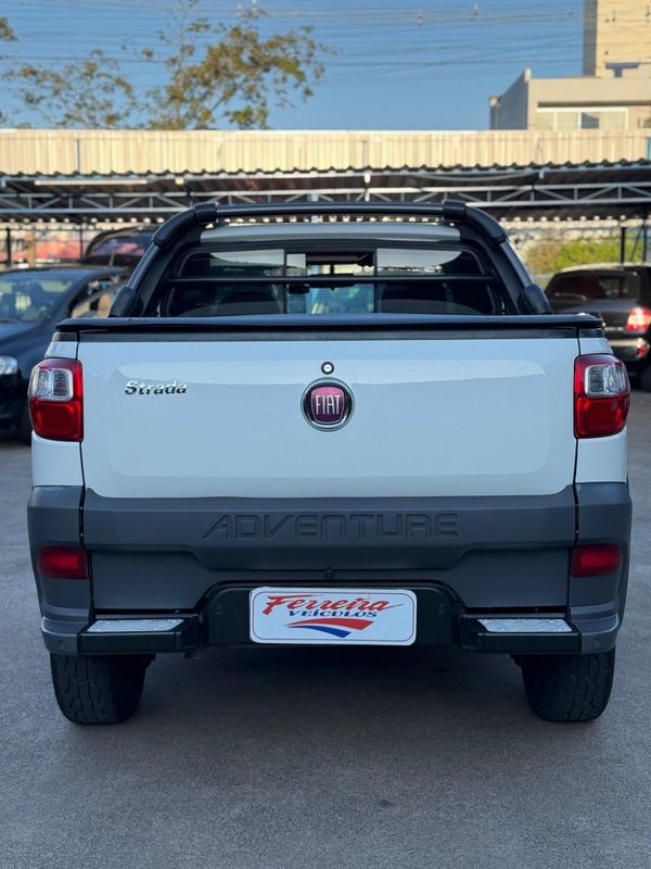 Fiat STRADA ADVENTURE CD 1.8 2019 FERREIRA VEÍCULOS VENÂNCIO AIRES / Carros no Vale