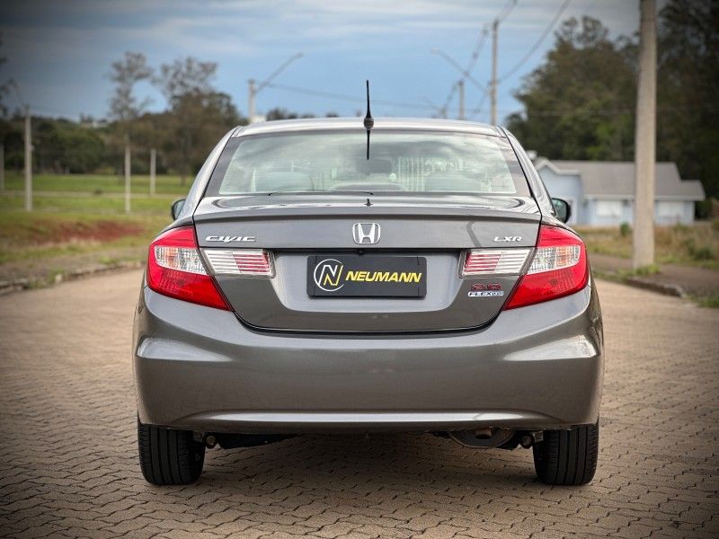 Honda CIVIC SEDAN LXR 2014 NEUMANN VEÍCULOS ARROIO DO MEIO / Carros no Vale