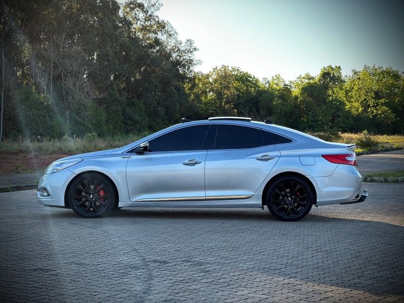 Hyundai AZERA 3.0 2012 NEUMANN VEÍCULOS ARROIO DO MEIO / Carros no Vale