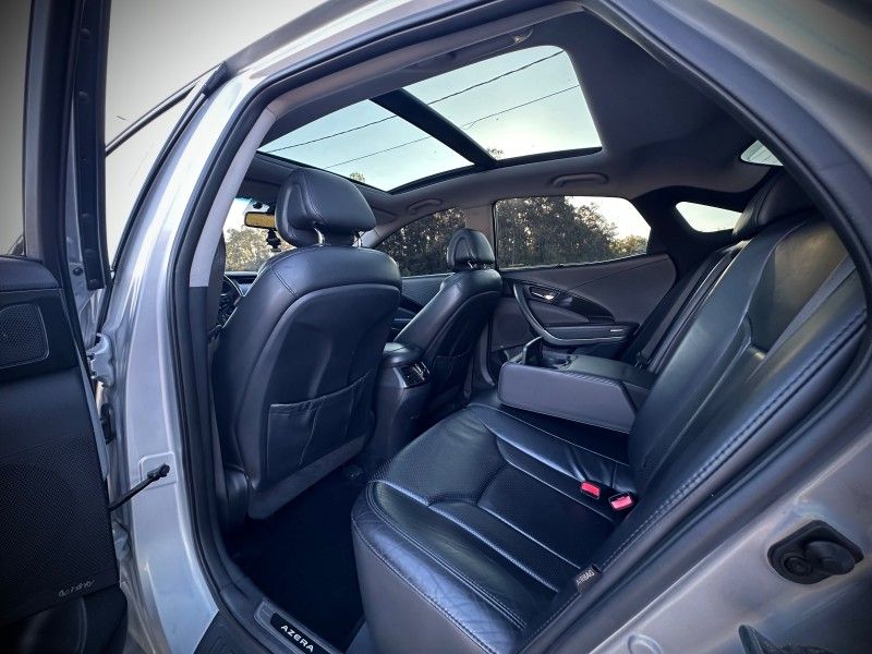 Hyundai AZERA 3.0 2012 NEUMANN VEÍCULOS ARROIO DO MEIO / Carros no Vale