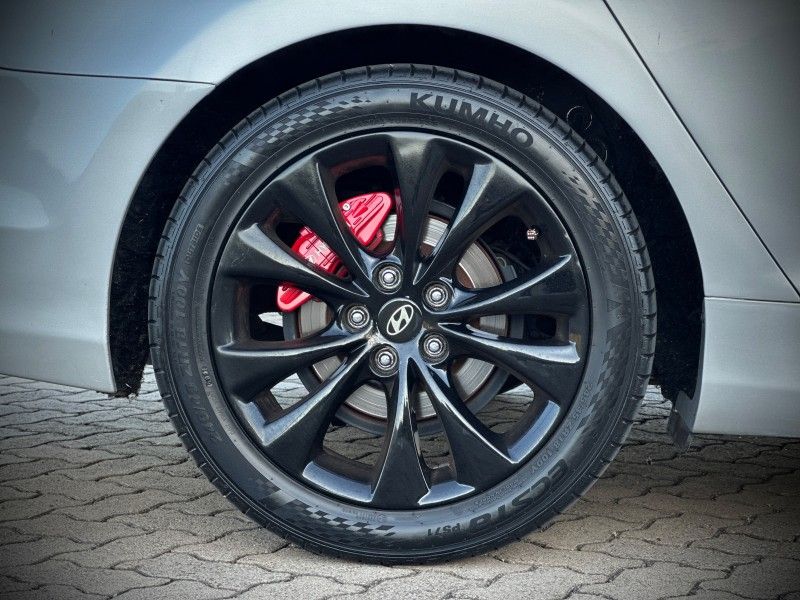 Hyundai AZERA 3.0 2012 NEUMANN VEÍCULOS ARROIO DO MEIO / Carros no Vale