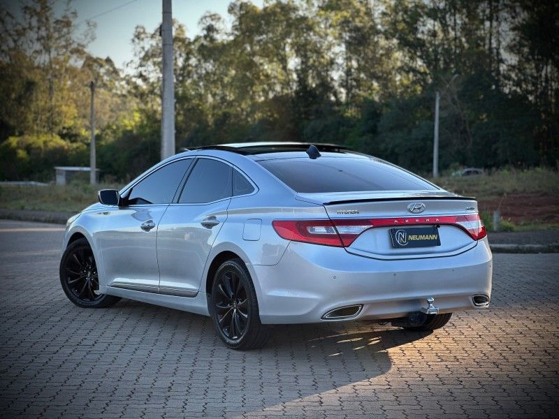 Hyundai AZERA 3.0 2012 NEUMANN VEÍCULOS ARROIO DO MEIO / Carros no Vale