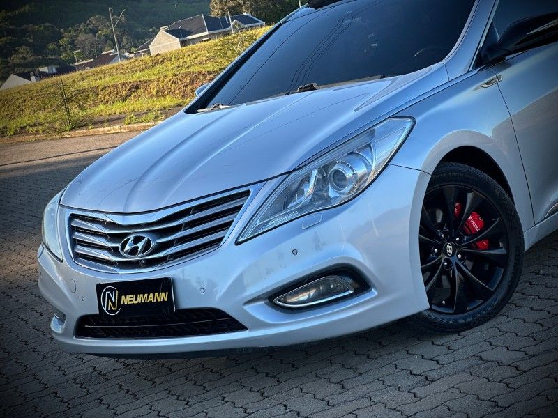 Hyundai AZERA 3.0 2012 NEUMANN VEÍCULOS ARROIO DO MEIO / Carros no Vale