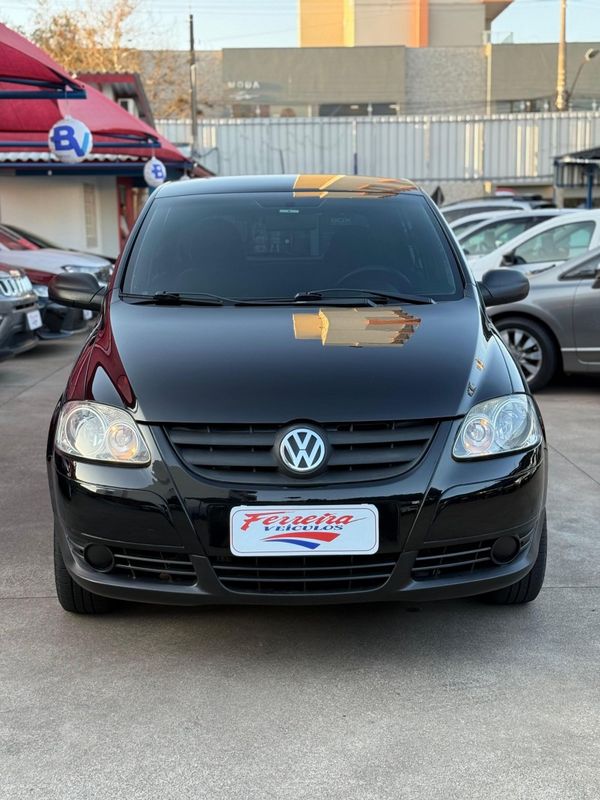 Volkswagen FOX 1.0 2009 FERREIRA VEÍCULOS VENÂNCIO AIRES / Carros no Vale
