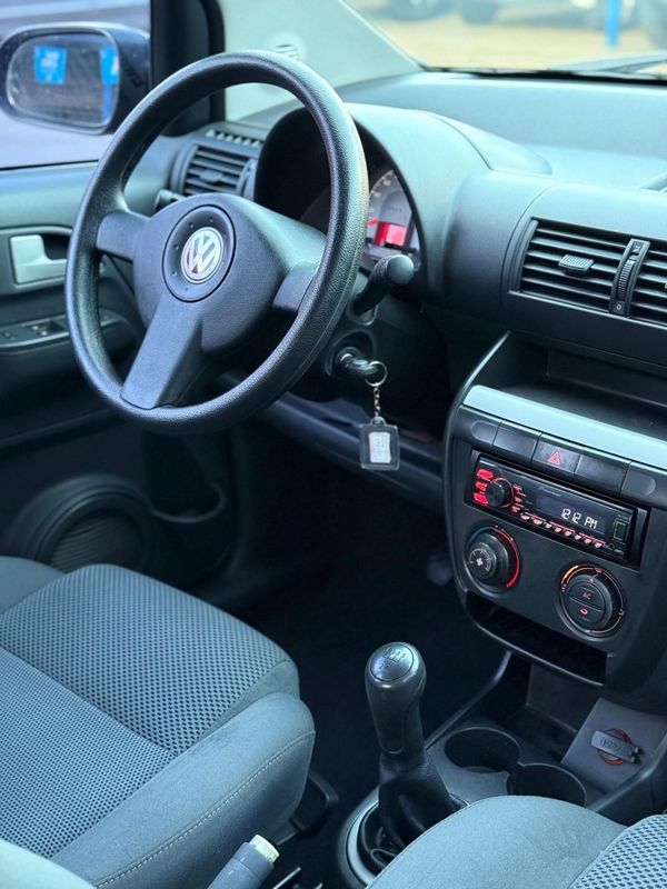 Volkswagen FOX 1.0 2009 FERREIRA VEÍCULOS VENÂNCIO AIRES / Carros no Vale