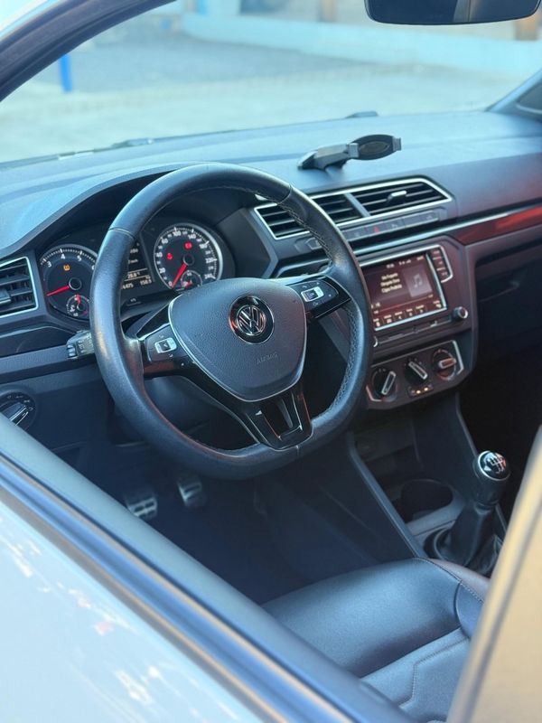 Volkswagen SAVEIRO CROSS C.DUPLA 1.6 8V 2019 FERREIRA VEÍCULOS VENÂNCIO AIRES / Carros no Vale