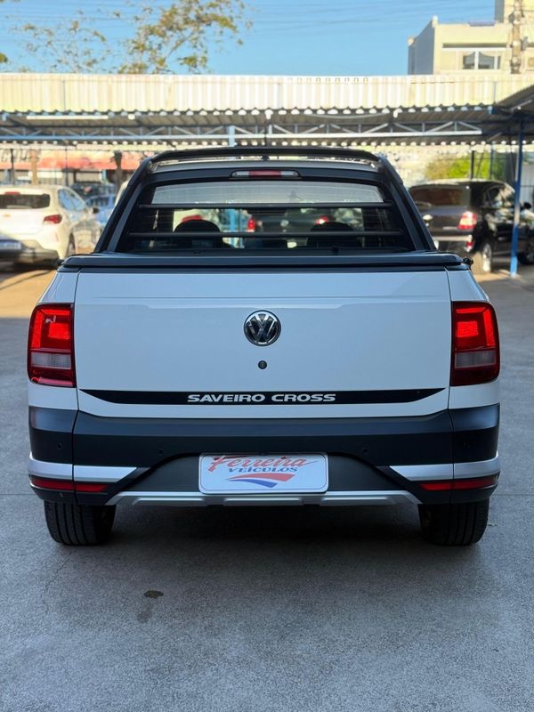 Volkswagen SAVEIRO CROSS C.DUPLA 1.6 8V 2019 FERREIRA VEÍCULOS VENÂNCIO AIRES / Carros no Vale