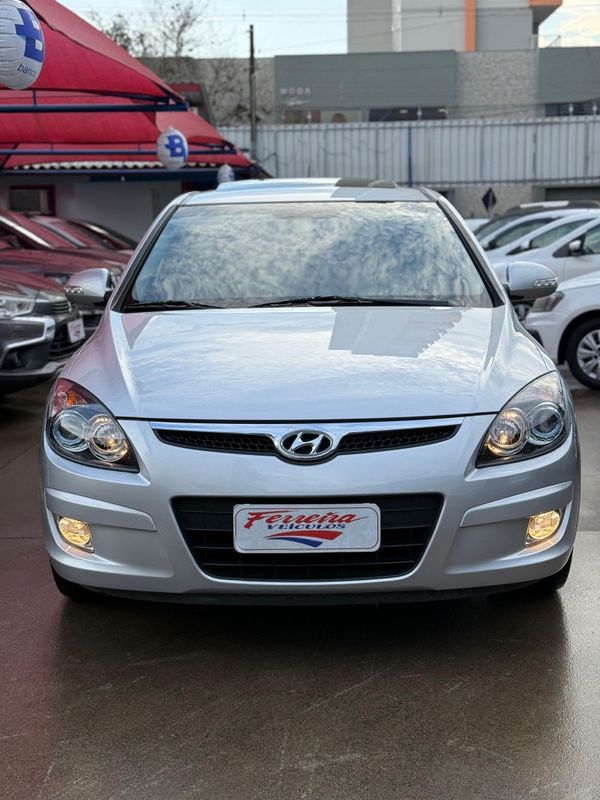 Hyundai I30 GLS 2.0 2012 FERREIRA VEÍCULOS VENÂNCIO AIRES / Carros no Vale