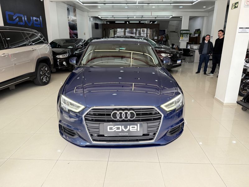 Audi A3 Sedan Prestige Plus 1.4 Tfsi Tiptronic 2019/2020 COVEL VEICULOS ENCANTADO / Carros no Vale