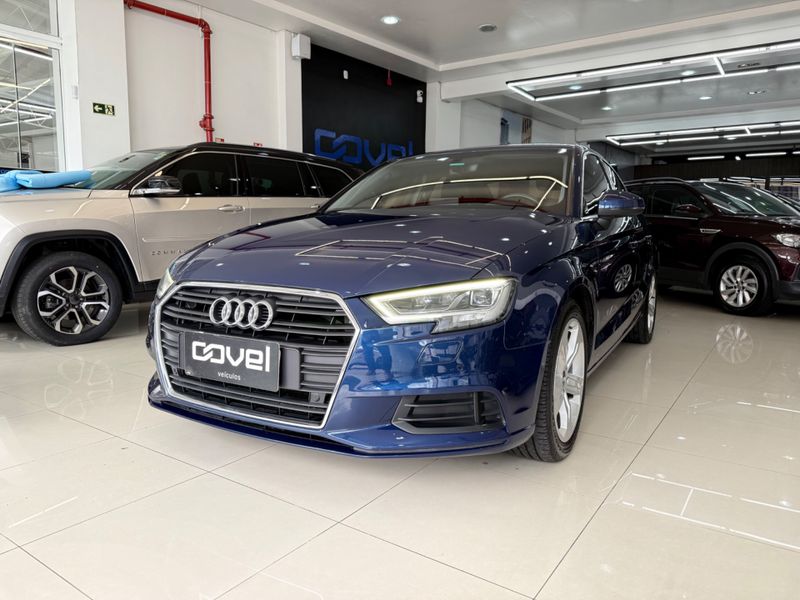 Audi A3 Sedan Prestige Plus 1.4 Tfsi Tiptronic 2019/2020 COVEL VEICULOS ENCANTADO / Carros no Vale