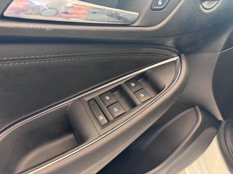 Chevrolet Chev Cruze Lt Nb 2016/2017 COVEL VEICULOS ENCANTADO / Carros no Vale