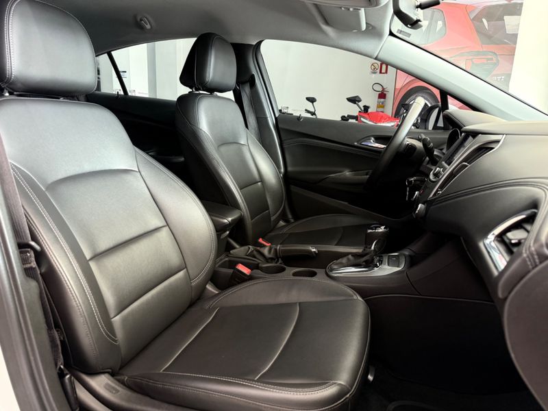 Chevrolet Cruze 1.4 Turbo Lt 16v 2022/2023 COVEL VEICULOS ENCANTADO / Carros no Vale