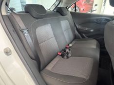 Chevrolet Onix 1.0 Lt 2017/2018 COVEL VEICULOS ENCANTADO / Carros no Vale