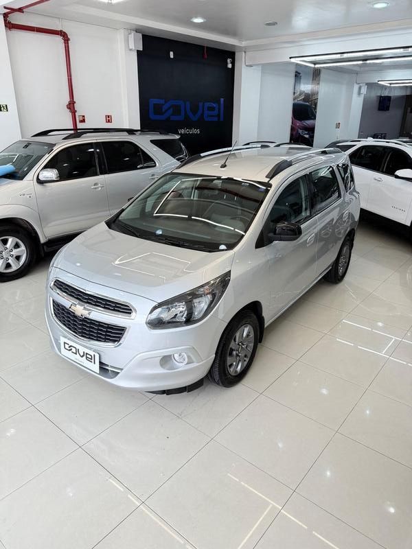 Chevrolet Spin 1.8l Lt Adv 2016/2017 COVEL VEICULOS ENCANTADO / Carros no Vale