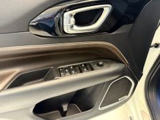 Jeep Commander Overland T270 1.3 Tb 2022/2023 COVEL VEICULOS ENCANTADO / Carros no Vale