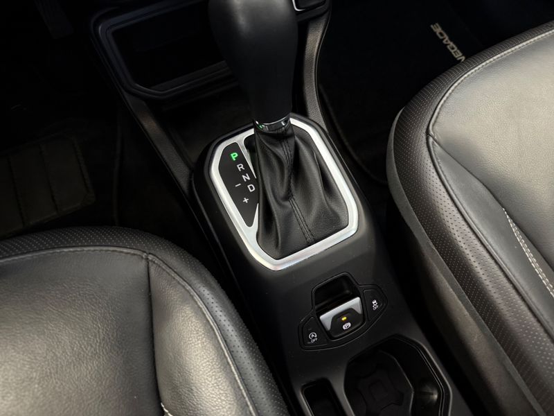 Jeep Renegade Longitude 1.8 2019/2020 COVEL VEICULOS ENCANTADO / Carros no Vale