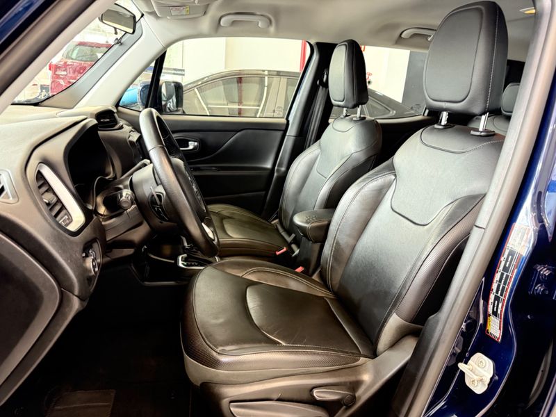 Jeep Renegade Longitude 1.8 2019/2020 COVEL VEICULOS ENCANTADO / Carros no Vale