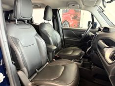 Jeep Renegade Longitude 1.8 2019/2020 COVEL VEICULOS ENCANTADO / Carros no Vale