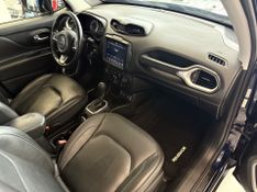 Jeep Renegade Longitude 1.8 2019/2020 COVEL VEICULOS ENCANTADO / Carros no Vale