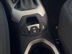 Jeep Renegade Sport 1.8 4×2 16v 2015/2016 COVEL VEICULOS ENCANTADO / Carros no Vale
