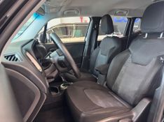 Jeep Renegade Sport 1.8 4×2 16v 2015/2016 COVEL VEICULOS ENCANTADO / Carros no Vale