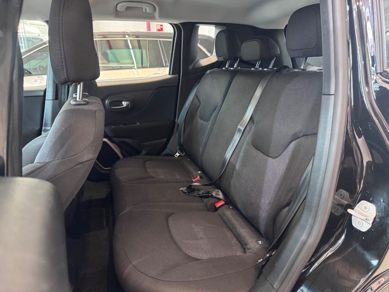 Jeep Renegade Sport 1.8 4×2 16v 2015/2016 COVEL VEICULOS ENCANTADO / Carros no Vale