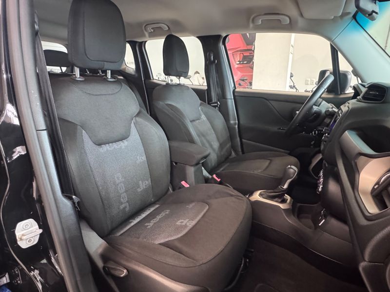 Jeep Renegade Sport 1.8 4×2 16v 2015/2016 COVEL VEICULOS ENCANTADO / Carros no Vale