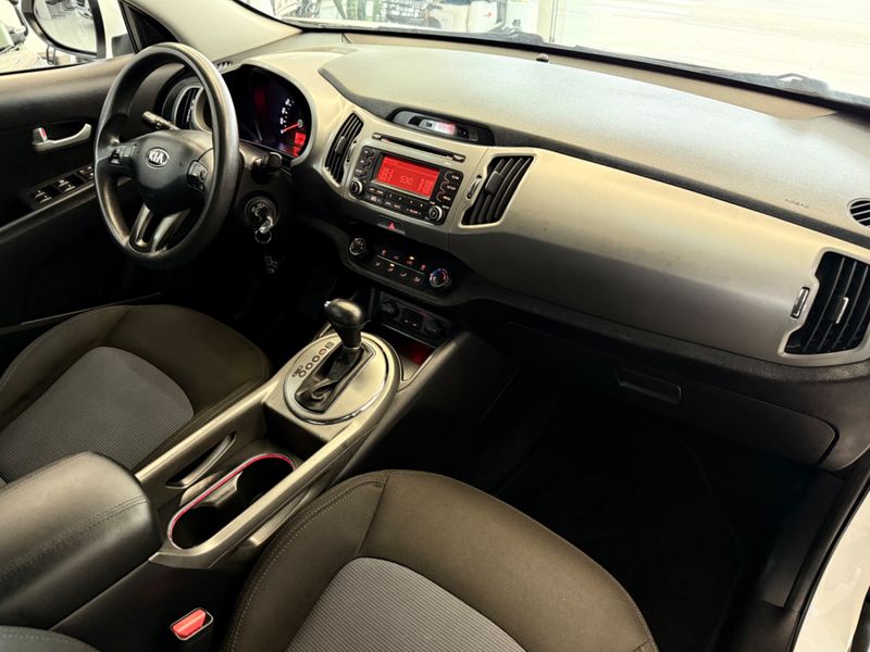 Kia Sportage 2.0 Lx 4×2 16v 2014/2015 COVEL VEICULOS ENCANTADO / Carros no Vale