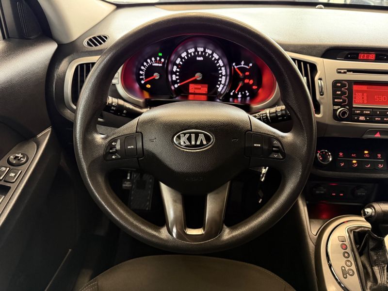 Kia Sportage 2.0 Lx 4×2 16v 2014/2015 COVEL VEICULOS ENCANTADO / Carros no Vale