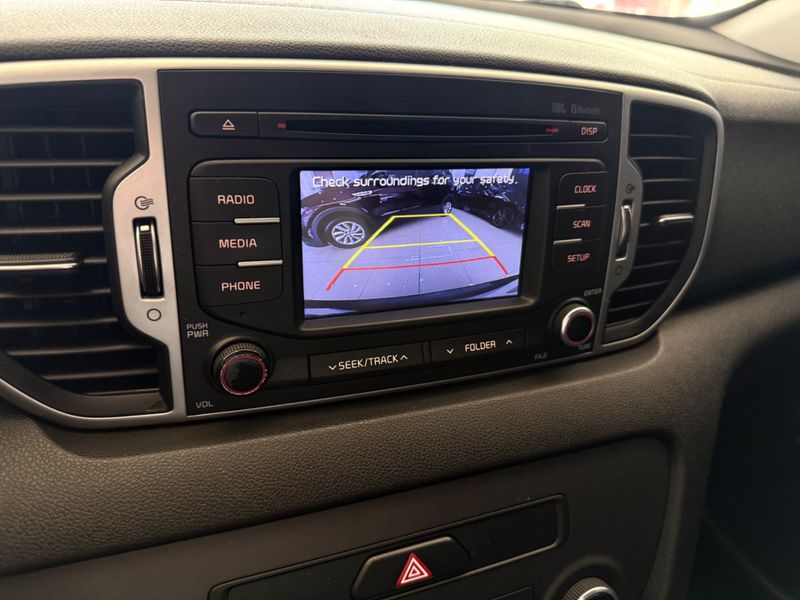 Kia Sportage 2.0 Lx 4×2 16v 2016/2017 COVEL VEICULOS ENCANTADO / Carros no Vale