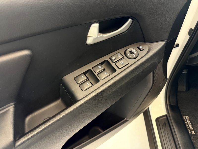 Kia Sportage Ex2 Offg4 2014/2014 COVEL VEICULOS ENCANTADO / Carros no Vale