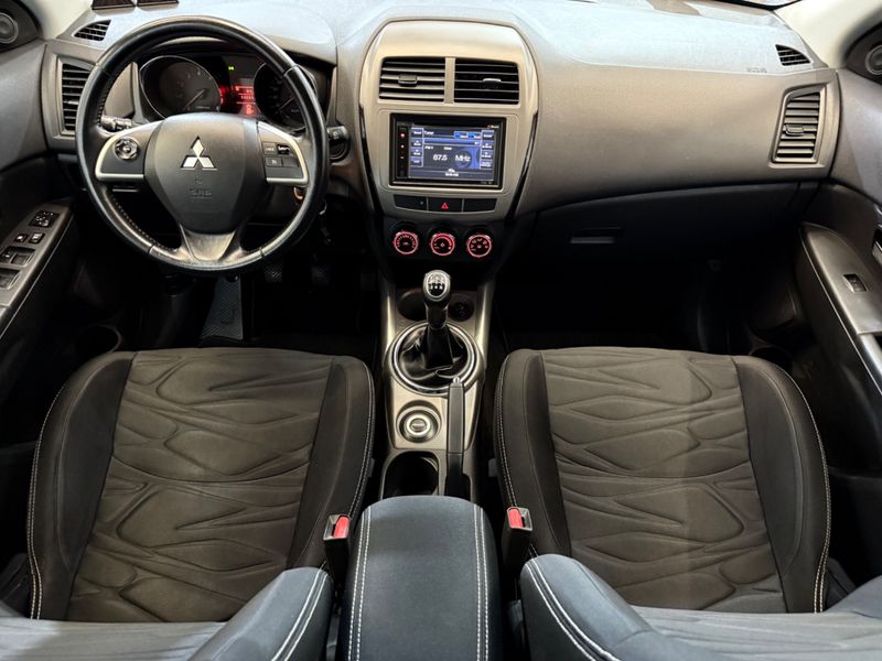 Mitsubishi Asx Outdoor 2.0 4×4 16v 160 Cv Mec. 2015/2016 COVEL VEICULOS ENCANTADO / Carros no Vale