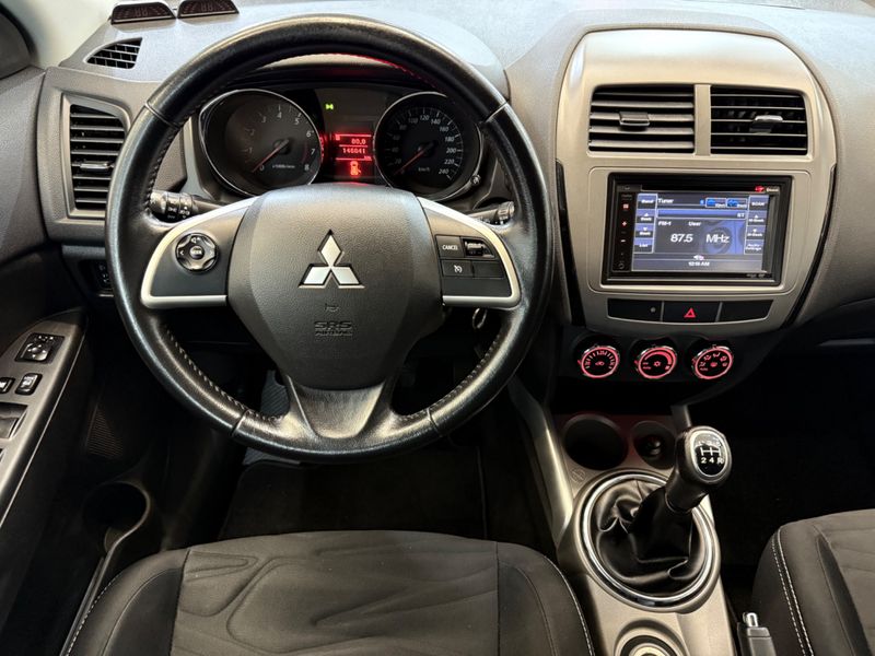Mitsubishi Asx Outdoor 2.0 4×4 16v 160 Cv Mec. 2015/2016 COVEL VEICULOS ENCANTADO / Carros no Vale