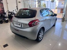 Peugeot 208 Active 1.5 8v 2013/2014 COVEL VEICULOS ENCANTADO / Carros no Vale