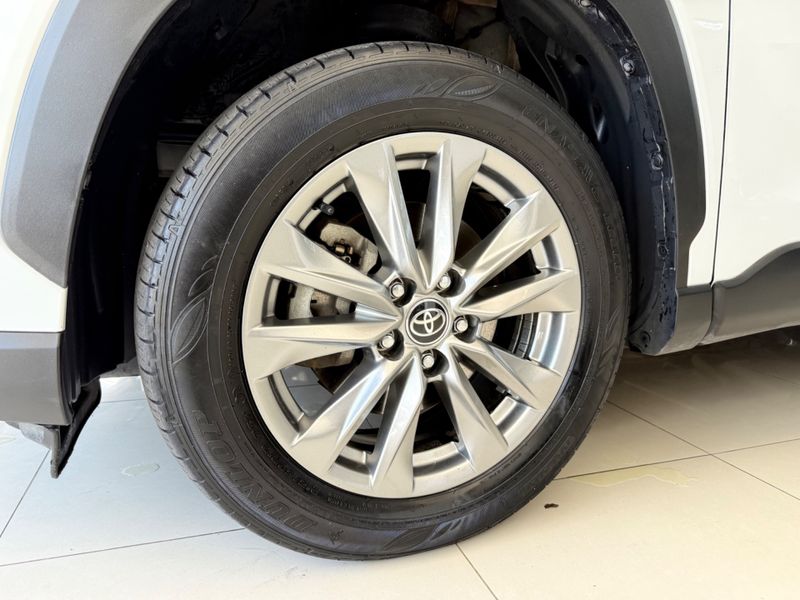 Toyota Corolla Cross Xr 2.0 16v 2022/2023 COVEL VEICULOS ENCANTADO / Carros no Vale