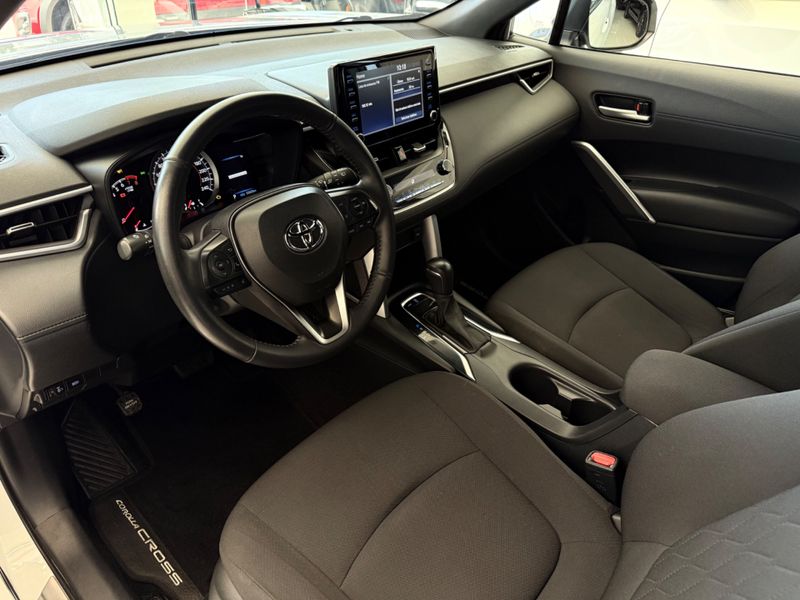 Toyota Corolla Cross Xr 2.0 16v 2022/2023 COVEL VEICULOS ENCANTADO / Carros no Vale