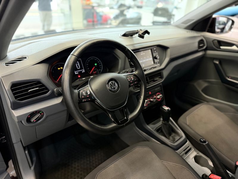 Volkswagen T-cross 1.0 200 Tsi Total 2019/2020 COVEL VEICULOS ENCANTADO / Carros no Vale