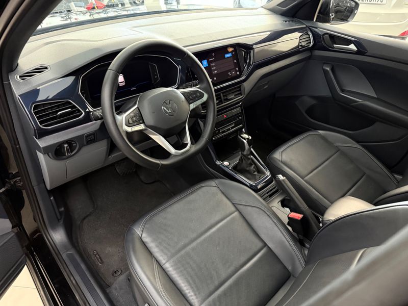 Volkswagen T-cross Comfor 200 Tsi 1.0 2023/2024 COVEL VEICULOS ENCANTADO / Carros no Vale