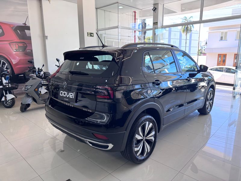 Volkswagen T-cross Comfor 200 Tsi 1.0 2023/2024 COVEL VEICULOS ENCANTADO / Carros no Vale