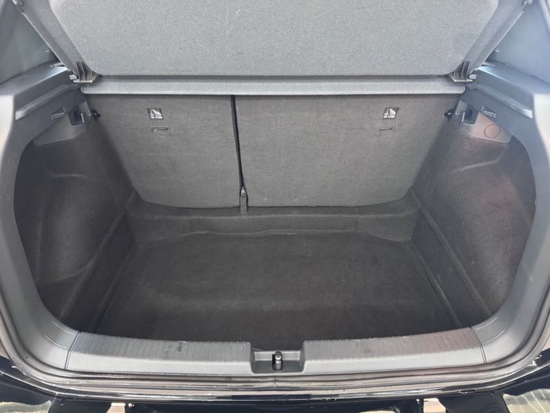 Volkswagen T-cross Comfor 200 Tsi 1.0 2023/2024 COVEL VEICULOS ENCANTADO / Carros no Vale