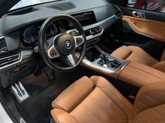 BMW X5 3.0 I6 TURBO HÍBRIDO XDRIVE45E M SPORT AUTOMÁTICO 2023/2023 FÁBIO BERNARDES PORTO ALEGRE / Carros no Vale