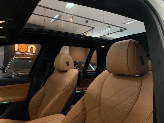 BMW X5 3.0 I6 TURBO HÍBRIDO XDRIVE45E M SPORT AUTOMÁTICO 2023/2023 FÁBIO BERNARDES PORTO ALEGRE / Carros no Vale