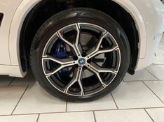 BMW X5 3.0 I6 TURBO HÍBRIDO XDRIVE45E M SPORT AUTOMÁTICO 2023/2023 FÁBIO BERNARDES PORTO ALEGRE / Carros no Vale