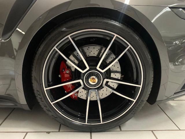 PORSCHE 911 3.8 24V H6 GASOLINA TURBO CABRIOLET PDK 2024/2024 FÁBIO BERNARDES PORTO ALEGRE / Carros no Vale