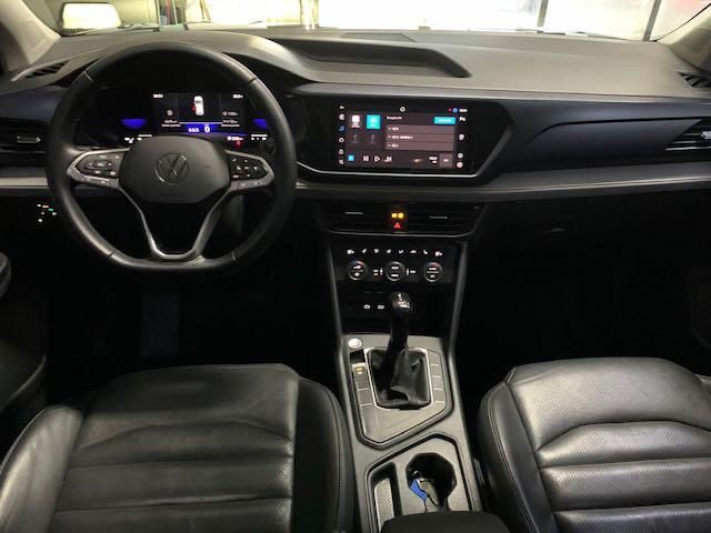 VOLKSWAGEN TAOS 1.4 250 TSI TOTAL FLEX COMFORTLINE AUTOMÁTICO 2021/2022 FÁBIO BERNARDES PORTO ALEGRE / Carros no Vale