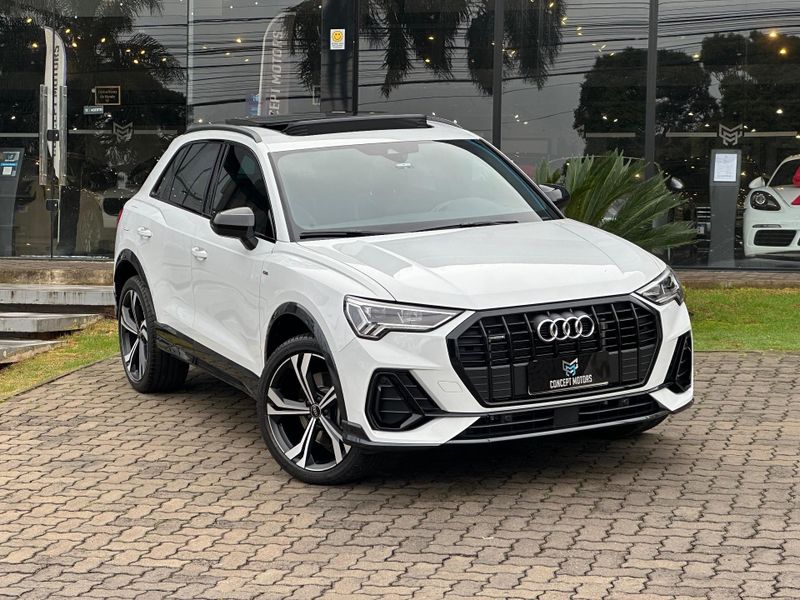 Audi Q3 Perf Black 2.0 TFSI Tiptr Quattro 2023/2024 CONCEPT MOTORS PASSO FUNDO / Carros no Vale