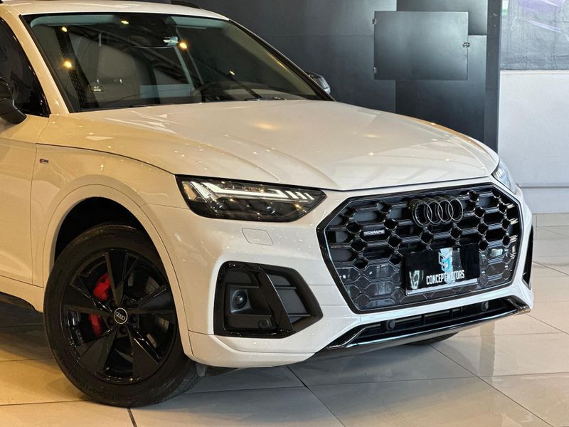 Audi Q5 S-Line 2.0 TFSI Quattro S-tronic 2023/2023 CONCEPT MOTORS PASSO FUNDO / Carros no Vale Audi Q5 S-Line 2.0 TFSI Quattro S-tronic 2023/2023 CONCEPT MOTORS PASSO FUNDO / Carros no Vale
